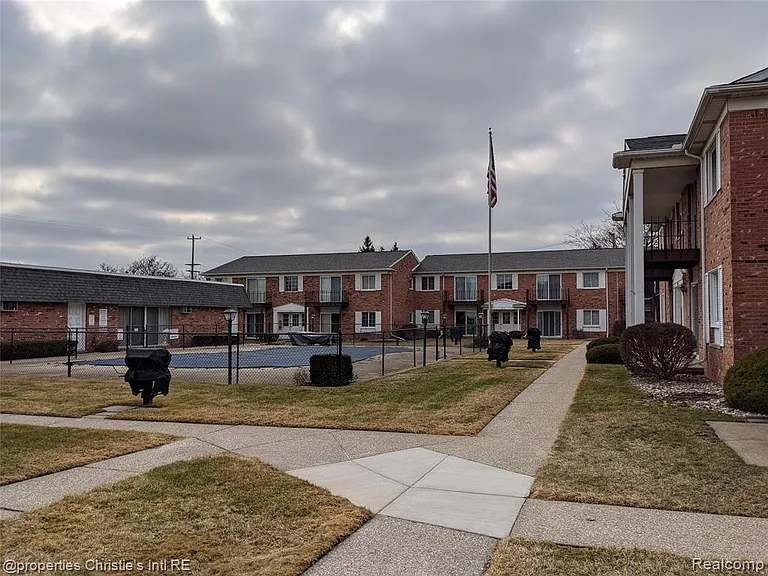1514 Normandy Rd #203 — Photo 27