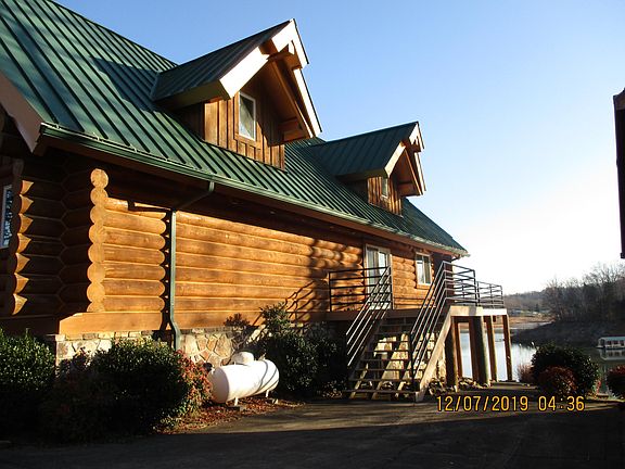 5th image of 341 Barbara Dr