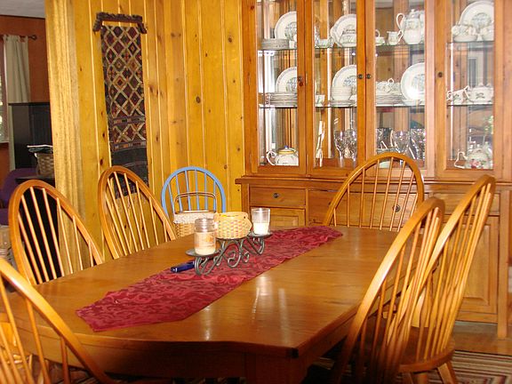 more dining room