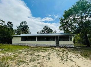 392 Tiger Lily Ln E, Defuniak Springs, FL 32433