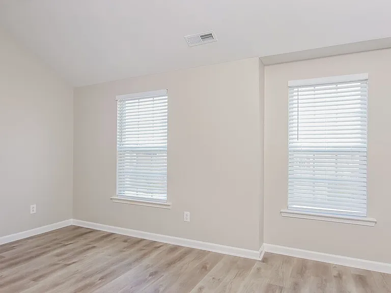 1549 Pebble Ridge Dr — Photo 13