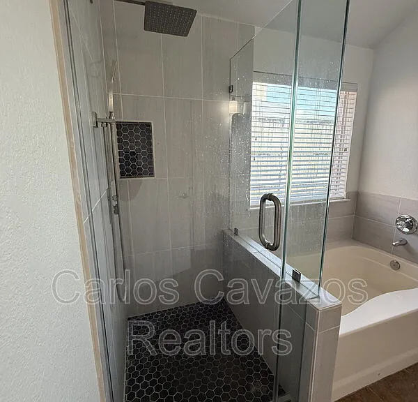 12462 Ridgetop Cir — Photo 22