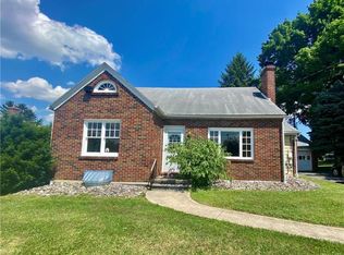 751 N Brookside Rd, Allentown, PA 18106