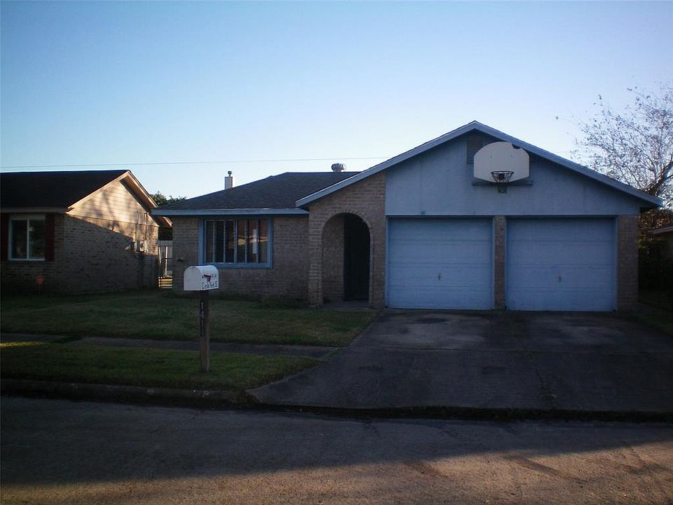 1st image of 1414 S Circle Park St
