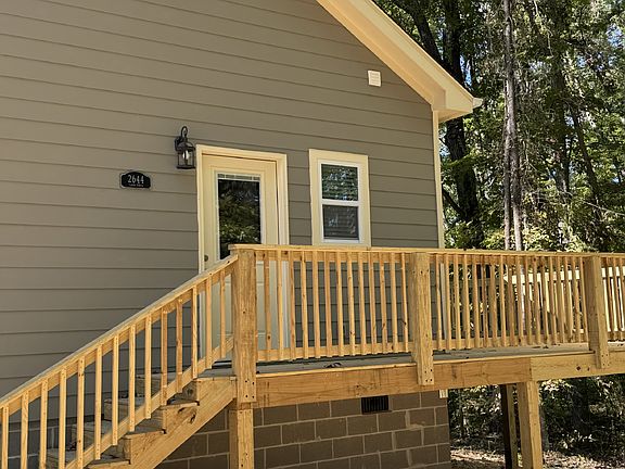 3rd image of 2644 Ladd Dr
