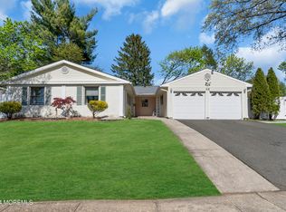 60 Irongate Ln, Matawan, NJ 07747