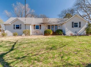 100 Bluegrass Cv, Hendersonville, TN 37075
