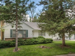 840 Oak Park Rd, Council Bluffs, IA 51503