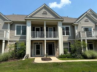 1872 Cedar Valley Dr #41, Canton, MI 48188