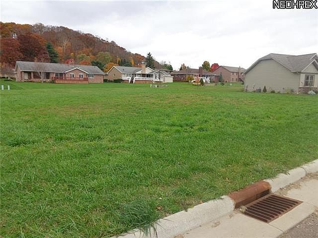 1st image of 1914 Brookside Dr NE