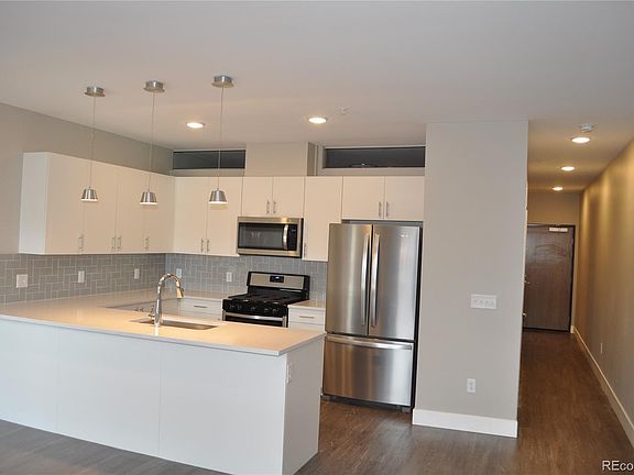 4th image of 2374 S University Blvd #405