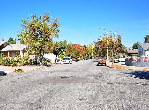 4th image of 227 Vineyard Dr