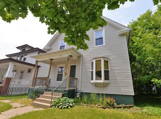 1032 Blaine Ave, Racine, WI 53405