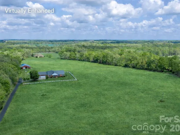 824 N Forest Hills School Rd, Marshville, NC 28103