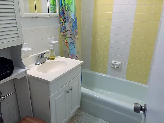 Rented by Joe Gotham LTD | media 18