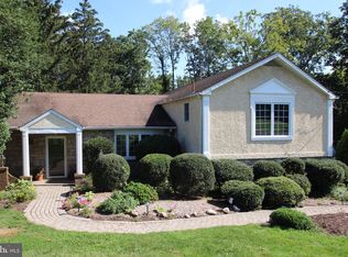 2102 Stackhouse Dr, Yardley, PA 19067