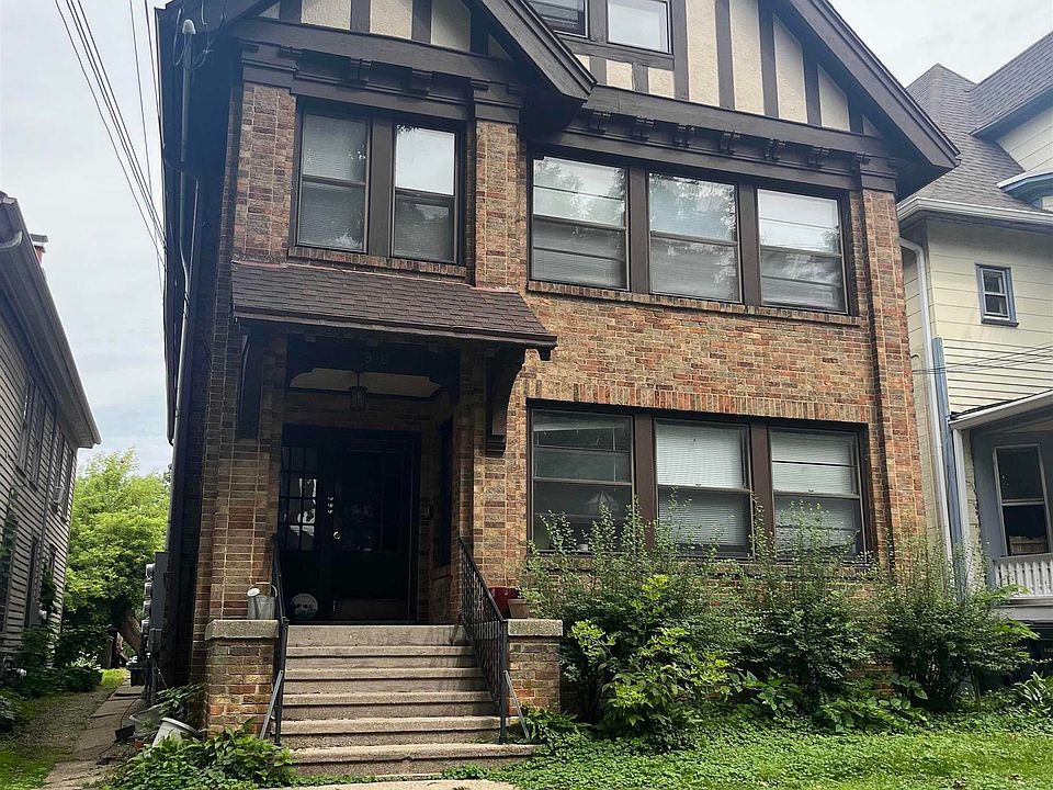 1st image of 926 Spaight St