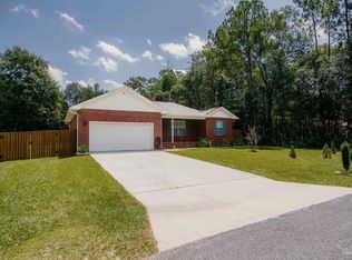 7282 Birdie Ln, Milton, FL 32570