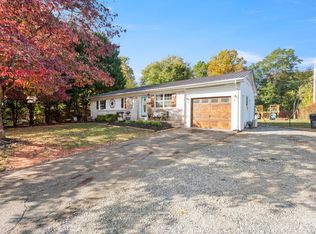 136 Kent Dr, Forest City, NC 28043