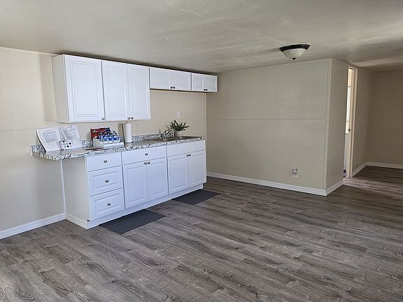 4th image of 1673 Yellowstone St #813
