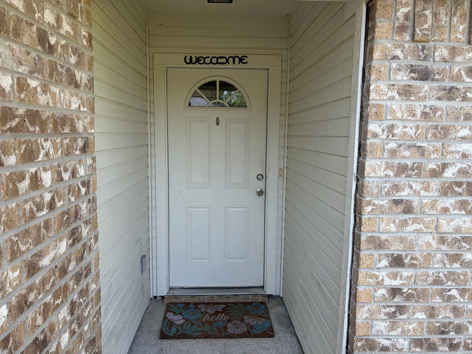 2 bed, 1015 sqft, $1,500 — Photo 2