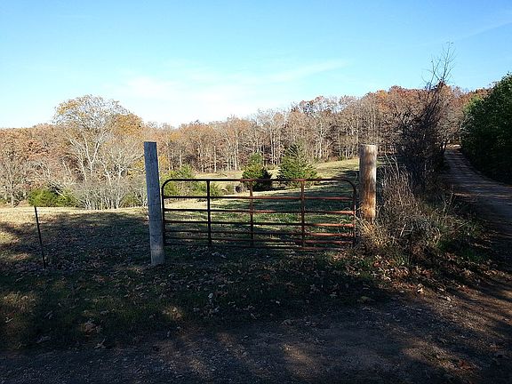 5th image of 6389 Sheppard Dr