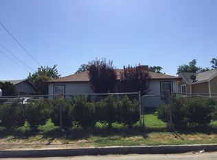 2318 S J St, Bakersfield, CA 93304