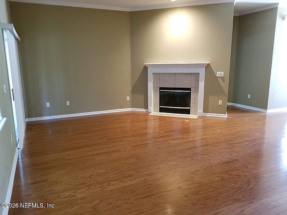 4th image of 8299 Warlin Dr N