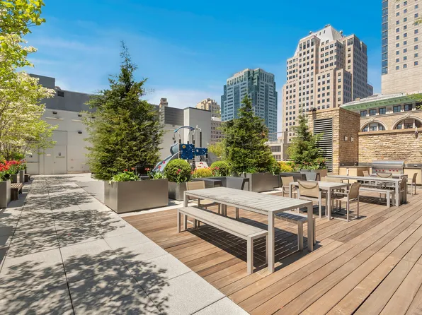 388 Bridge Street image 19 of 23