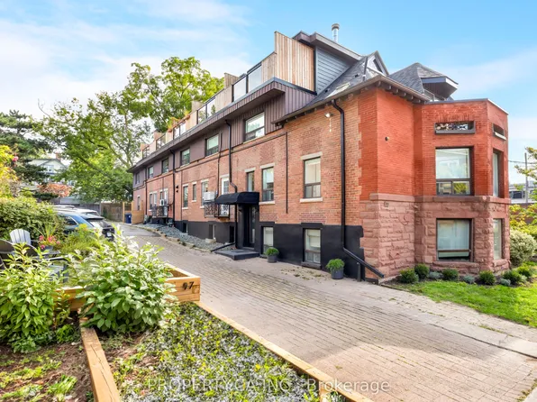 97 Lee Ave, Toronto, ON M4E 2P2