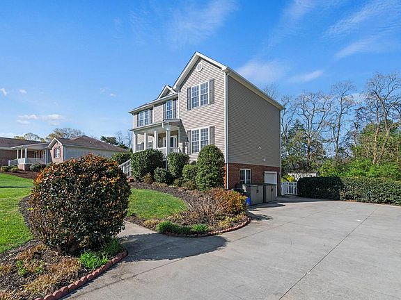 4th image of 1164 Majestic Oaks Dr
