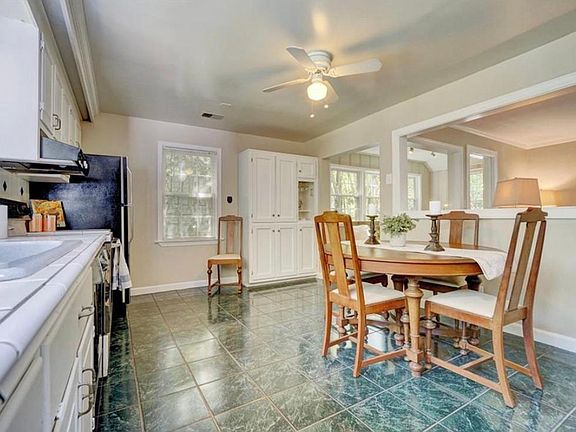 3rd image of 1404 Mallory Ct