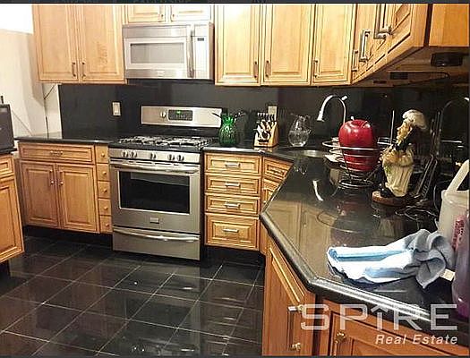 4th image of 404 8th Ave APT 2S
