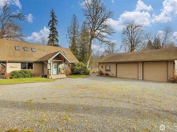 2nd image of 34810 257th Avenue SE