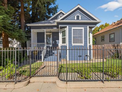 3147 Y St, Sacramento, CA, 95817