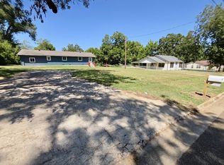 208 Miller St, Mount Vernon, TX 75457