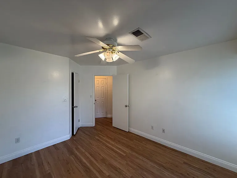 5800 Potenza Ln — Photo 40