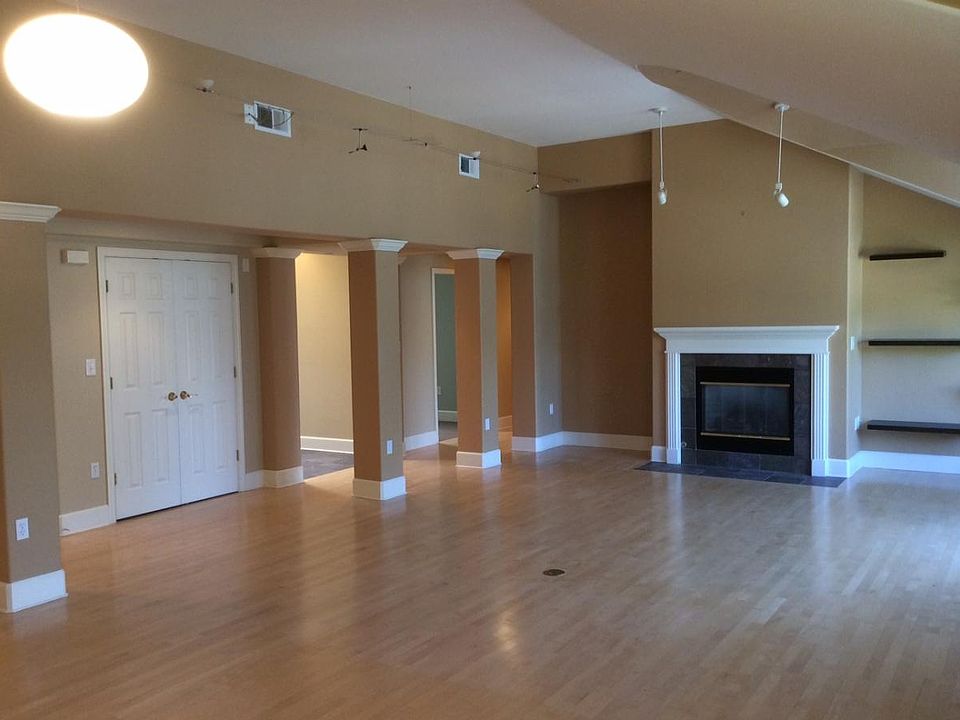 Great room 33 x 22
