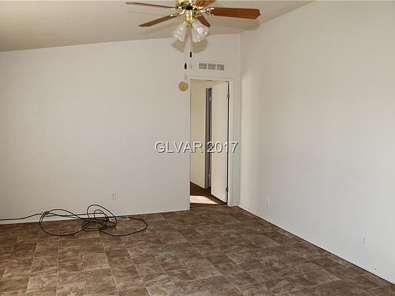 4th image of 2450 W Charleston Park Ave