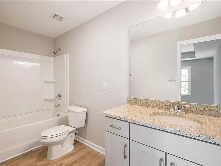 2826 Laurel Ridge Cir — Photo 23