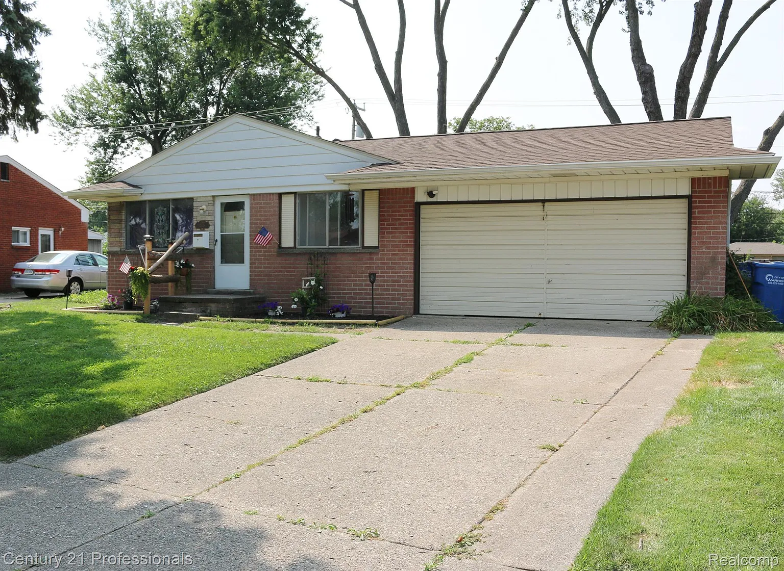 25751 Thomas Dr photo 1
