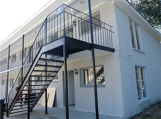 1st image of 701 Teche St APT 1