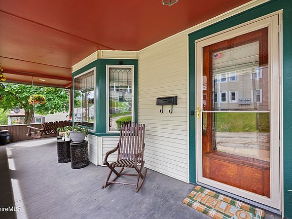 3rd image of 8 Richmond St
