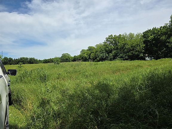 5th image of County Road 1039