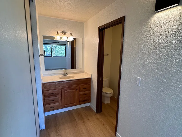 287 NW Market St — Photo 14