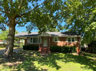 962 Draughon Dr, Greenbrier, TN 37073
