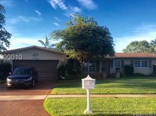 10921 Taft St, Pembroke Pines, FL 33026