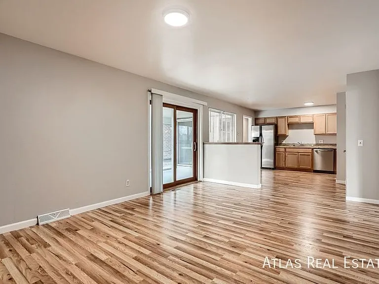 3296 S Geneva St — Photo 4
