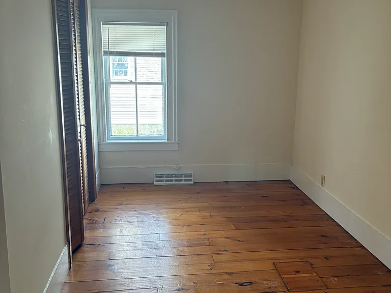 2 N Main St — Photo 5