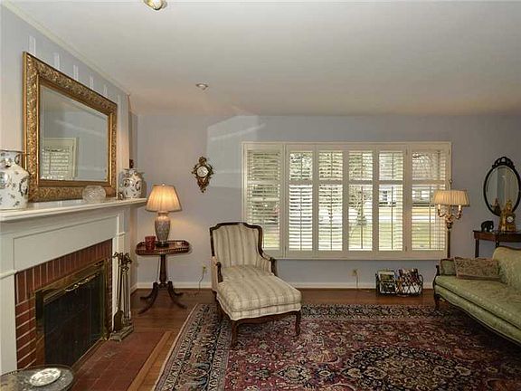 4th image of 7224 Williams Creek Dr